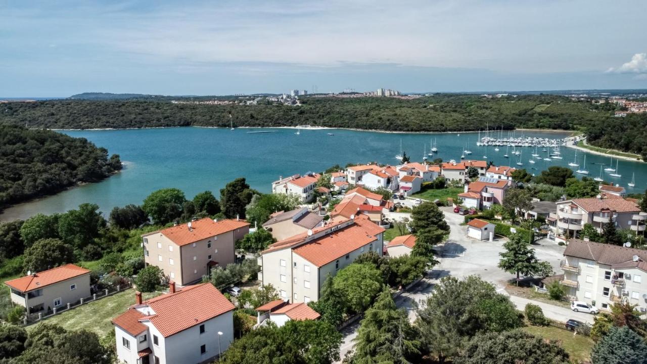 Apartmets Slavica 1644 Банджоле Экстерьер фото