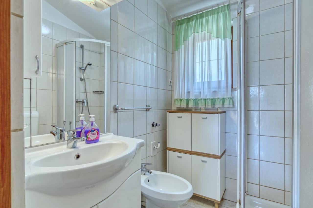 Apartmets Slavica 1644 Банджоле Экстерьер фото